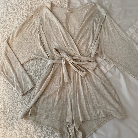 Urban Outfitters Other - Comfy Romper